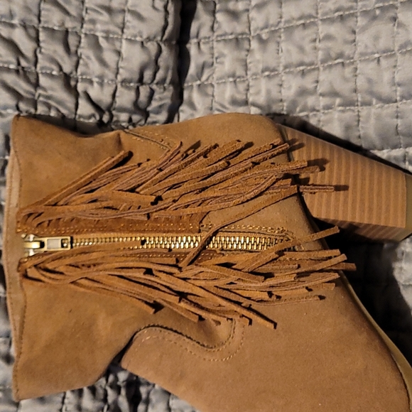 Sugar brand booties - Picture 4 of 4